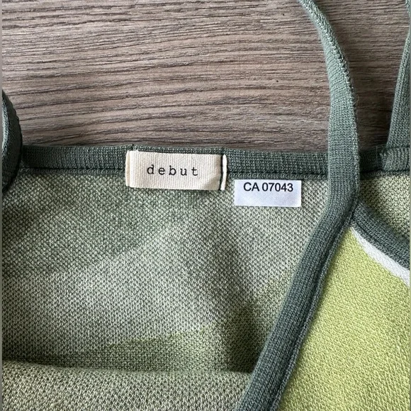 Abstract Knit Mini Dress - Picture 3 of 3